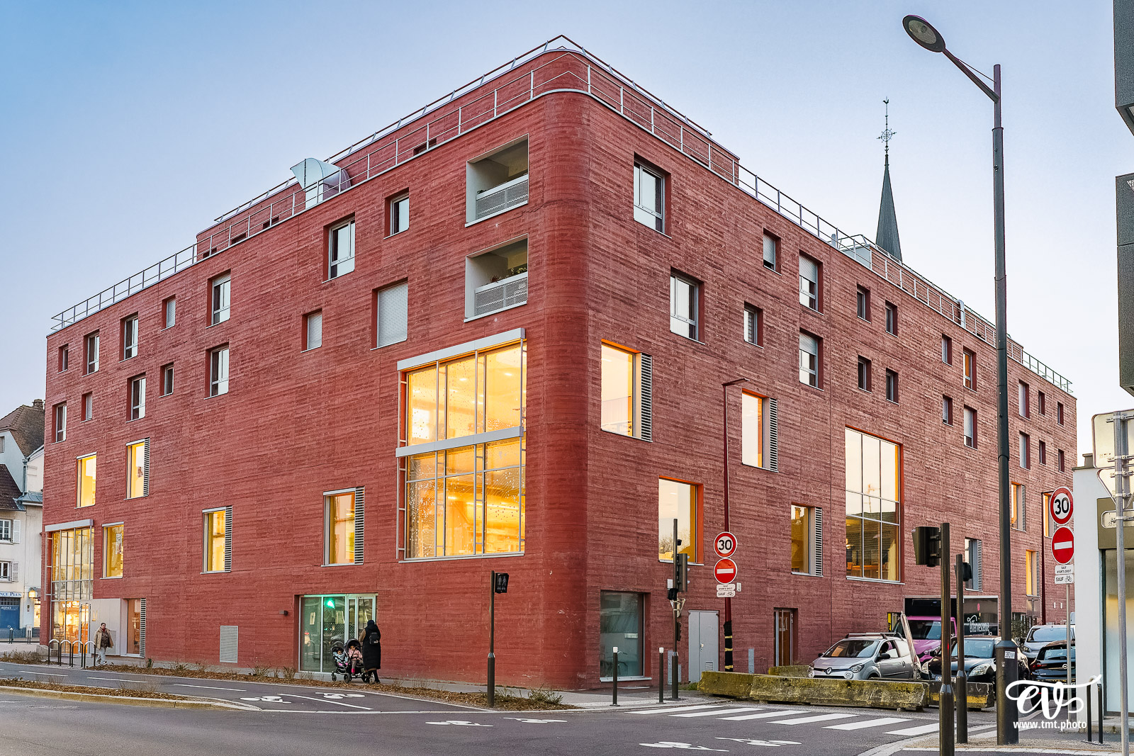 TWAPERO #34 : MEDIATHEQUE FRIDA KAHLO